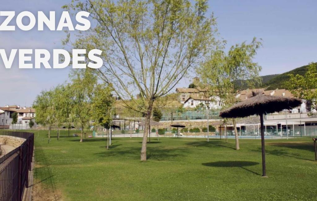 Sol Badaguas Jaca Vila Exterior foto